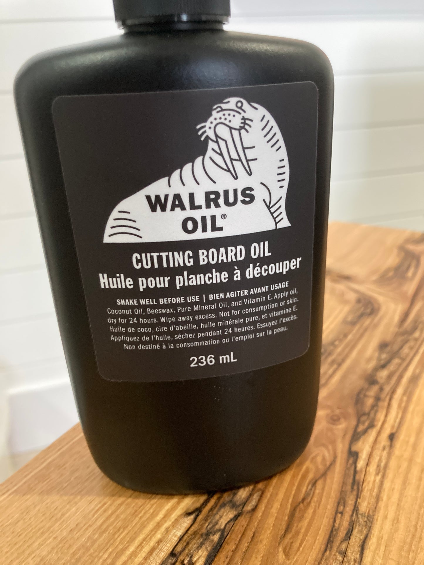 Walrus Cutting Board Oil